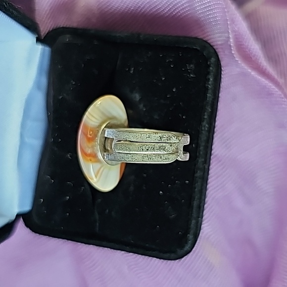 Ring - Picture 6 of 6